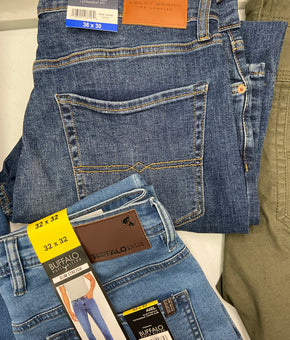 Men's Clothing Pants & Jeans Wholesale Lot, LUCKY BRAND, KIRKLAND, GH BASS, BUFFALO and more, 7 items, Shelf Pulls, MSRP $394