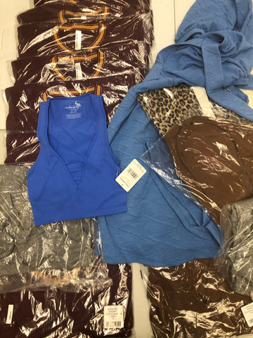 Women's Clothing Dresses, Tops and more Wholesale Lot, SPLENDID, FREE PEOPLE, AQUA,  AMERICAN APPAREL, 20 items, New, MSRP $1,210