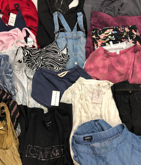 Women's Clothing Assorted Wholesale Lot, DKNY, DL1961, CALVIN KLEIN, FREE PEOPLE, RACHEL ROY, ALFANI, AMERICAN APPAREL and more, 22 items, Shelf Pulls, MSRP $1,598