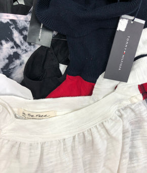 Women's Clothing Blouse & more Tops Wholesale Lot, TOMMY HILFIGER, FREE PEOPLE, SANCTUARY, INC and more, 16 items, Shelf Pulls, MSRP $825