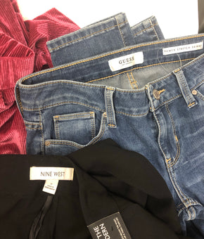 Women's Clothing Bottoms Wholesale Lot, TOMMY HILFIGER, FREE PEOPLE, GUESS, ANNE KLEIN, AMERICAN APPAREL, NINE WEST and more, 15 items, Shelf Pulls, MSRP $864