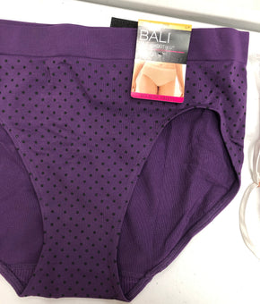 Women's Clothing Intimates Wholesale Lot, SCULPTRESS, WACOAL, SPANX, BALI, CHARTER CLUB and more, 35 items, Shelf Pulls, MSRP $805