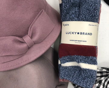 Women's Hats and Other Accessories, Wholesale Lot, LUCKY BRAND, WEATHERPROOF, AMERICAN APPAREL, INC and more, 29 items, Shelf Pulls, MSRP $805