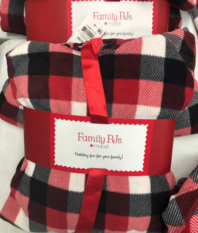 Men's Clothing Winter 1-Pc Pajama Wholesale Lot, Family Pajamas, 6 Units, Shelf Pulls, MSRP $239.94