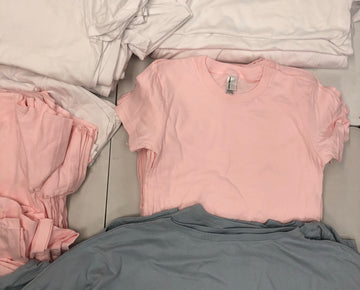 Women's Clothing Tops Short Sleeves T-shirt Wholesale Lot, AMERICAN APPAREL ONLY, 70 items, Shelf Pulls, MSRP $1224