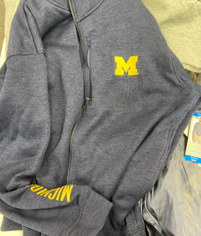 Men's Clothings Jackets & Tops, Wholesale Lot, FILA, TOMMY HILFIGER, HICKEY FREEMAN, HANG TEN, CHAMPION, MONDETTA and more, 7 items, CUSTOMER RETURNS