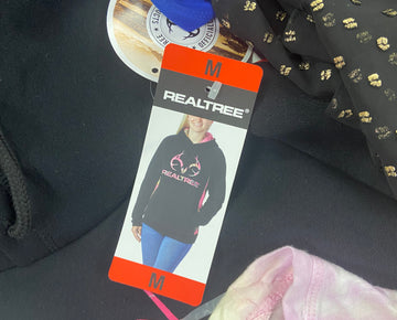 Women's Clothing Assorted Wholesale Lot, VINCE CAMUTO, ADIDAS, SANCTUARY, IDEOLOGY, REALTREE and more, 30 items, Shelf Pulls, MSRP $974