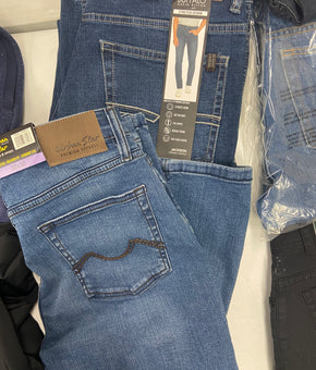 Men's Clothing Jeans and Other Bottoms Wholesale Lot, GH BASS, CHAPS, URBAN STAR, KIRKLAND and more, 9 items, Shelf Pulls, MSRP $458
