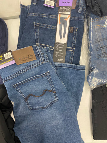 Men's Clothing Jeans and Other Bottoms Wholesale Lot, GH BASS, CHAPS, URBAN STAR, KIRKLAND and more, 9 items, Shelf Pulls, MSRP $458
