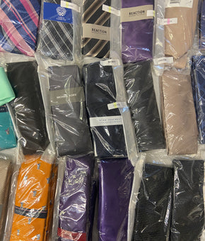 Men's Neckties Wholesale Lot, TOMMY HILFIGER, MICHAEL KORS, KENNETH COLE,RYAN SEACREST, CALVIN KLEIN and more, 70 items, CUSTOMER RETURNS
