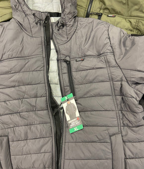 Men's Clothing Winter Jackets Wholesale Lot, G.H. BASS, GERRY, 4 items, Shelf Pulls, MSRP $399