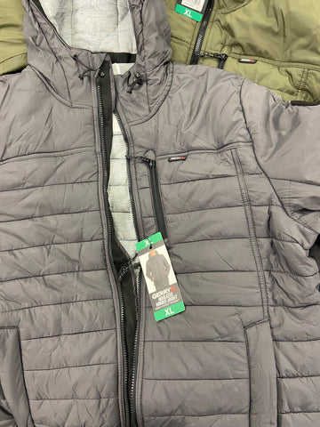 Men's Clothing Winter Jackets Wholesale Lot, G.H. BASS, GERRY, 4 items, Shelf Pulls, MSRP $399