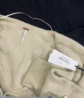 Women's Clothing Assorted Wholesale Lot, FREE PEOPLE, CALVIN KLEIN, NIKE, UNDER ARMOUR, COTTON ON and Others, 14 items, Shelf Pulls, MSRP $536