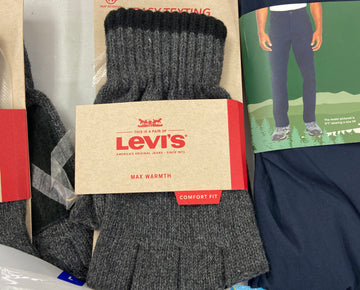 Men's Clothing Assorted Wholesale Lot, SPYDER, LEVI'S, Isotoner, ORVIS, AMERICAN APPAREL  and more, 17 items, Shelf Pulls, MSRP $1,262