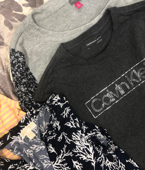 Women's Clothing TOPS Wholesale Lot, MICHAEL KORS, CALVIN KLEIN, FREE PEOPLE, VINCE CAMUTO, 1STATE, CHASER and more, 19 items, Shelf Pulls, MSRP $825