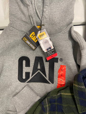 Men's Clothing Hoodies and Other Tops Wholesale Lot, CATERPILLAR, FREEDOM FOUNDRY, KIRKLANDS, 32 DEGREES and more, 15 items, Shelf Pulls, MSRP $665