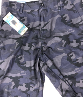 Men's Clothing Shorts and Other Bottom Wholesale Lot, IZOD, GERRY, MICROS, HANG TEN and more, 7 items, Shelf Pulls, MSRP $260