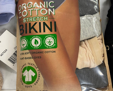 Women's Clothing Assorted Wholesale Lot, ADIDAS, VINCE CAMUTO, FREE PEOPLE, AMERICAN APPAREL, BALI, WACOAL, FELINA and more, 17 items, Shelf Pulls, MSRP $630