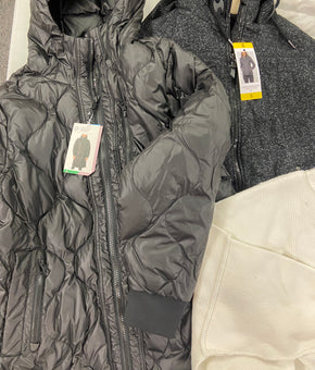 Women's Clothing OUTERWEAR & Other Wholesale Lot, MONDETTA, FREE PEOPLE, 32 DEGREES, 1 MADISON, 4 items, Shelf Pulls, MSRP $487