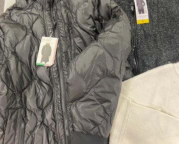 Women's Clothing OUTERWEAR & Other Wholesale Lot, MONDETTA, FREE PEOPLE, 32 DEGREES, 1 MADISON, 4 items, Shelf Pulls, MSRP $487